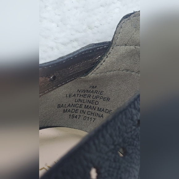 Bundle Only: Nine West Sz 7M Black Leather Ballerina Flats Silver Lining Cap Toe - Picture 9 of 10